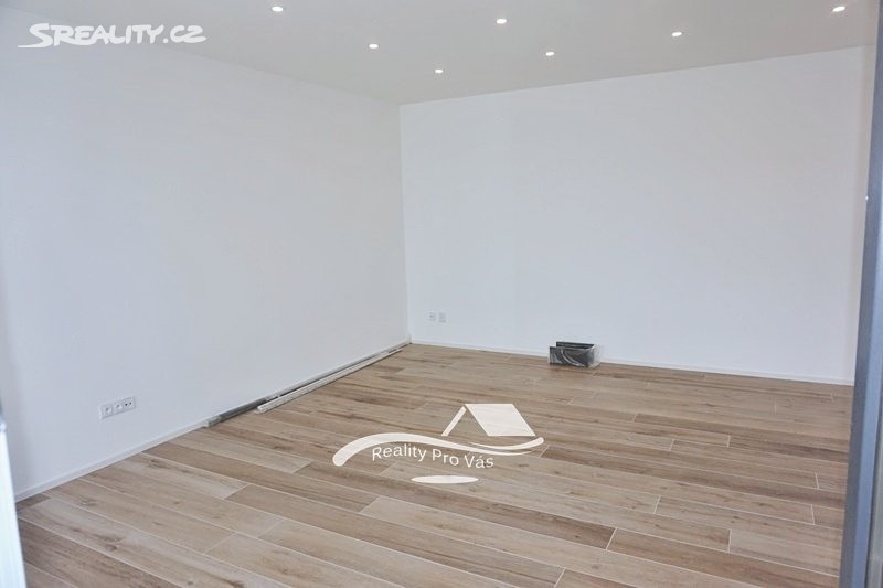 Pronájem bytu 2+kk 58 m², Zadní, Brno - Bohunice