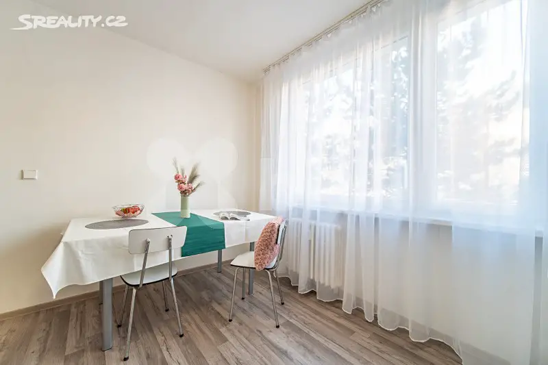 Prodej bytu 2+1 66 m², Teplice