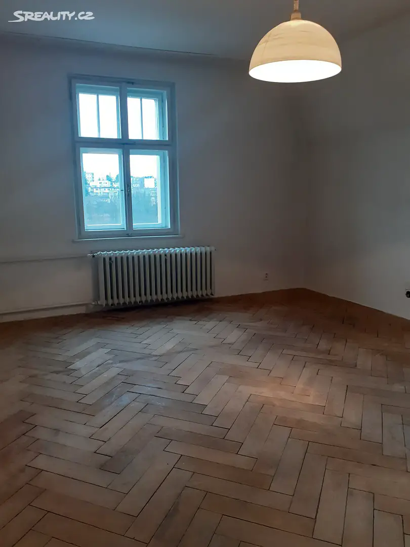 Prodej  rodinného domu 230 m², pozemek 406 m², Kvapilova, Karlovy Vary
