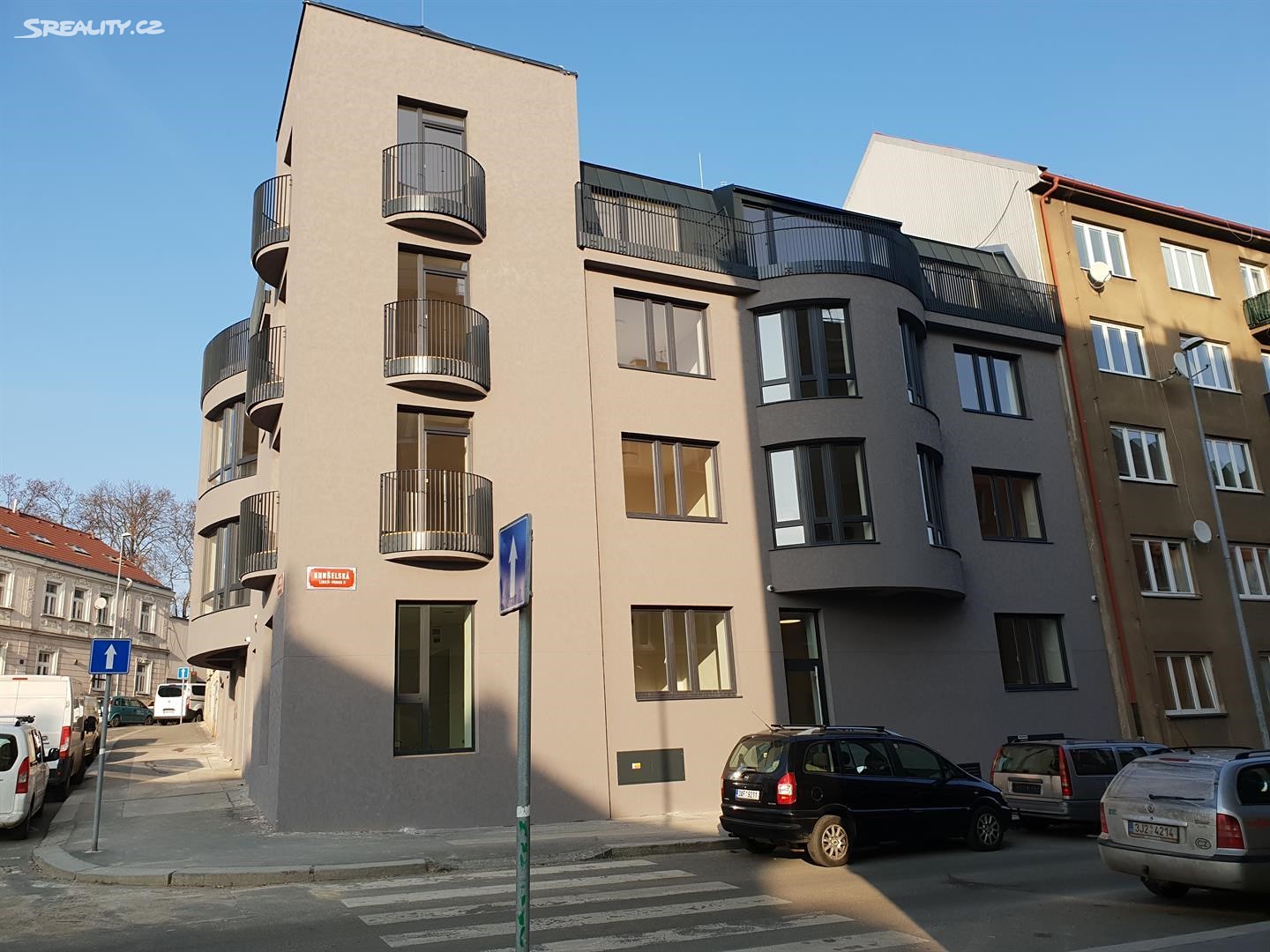 Pronájem bytu 1+kk 28 m², Primátorská, Praha 8 - Libeň