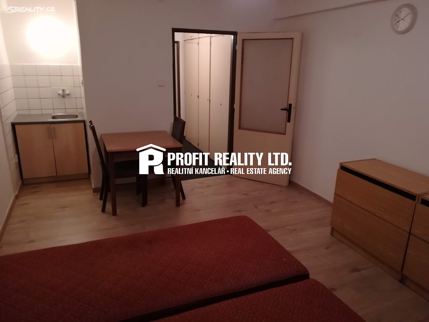 Pronájem bytu 1+kk 25 m², Vrážská, Praha 5 - Radotín