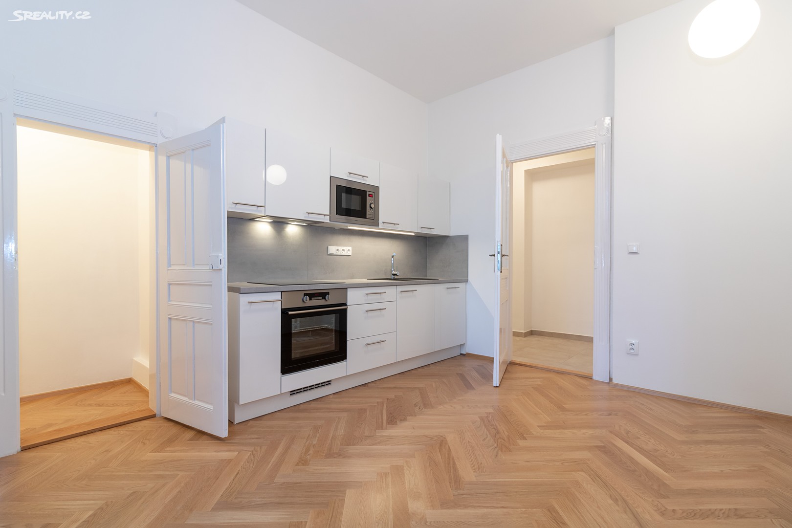 Pronájem bytu 1+kk 20 m², Kotevní, Praha - Smíchov