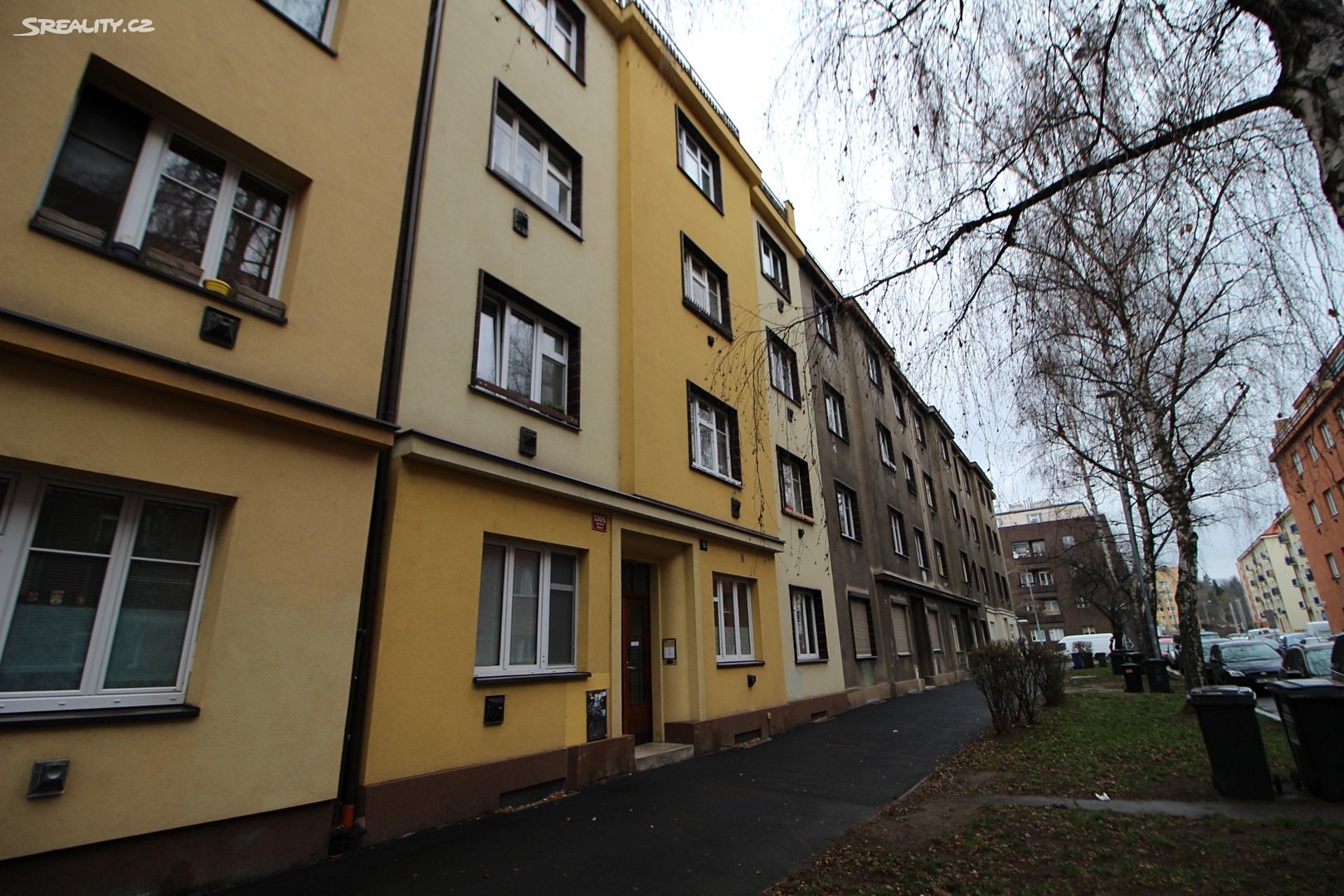 Pronájem bytu 1+kk 39 m², V předpolí, Praha 10 - Strašnice
