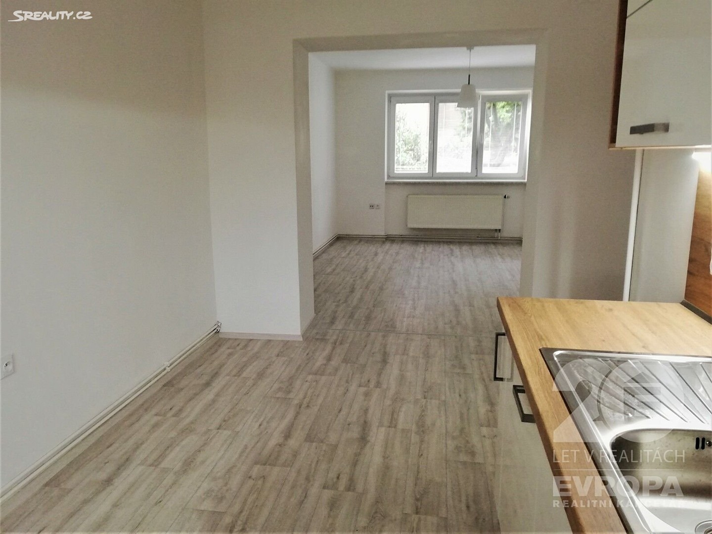 Pronájem bytu 2+1 55 m², Dašická, Pardubice - Bílé Předměstí