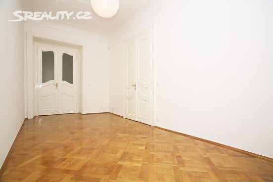 Pronájem bytu 2+1 106 m² (Mezonet), Na Perštýně, Praha 1 - Staré Město