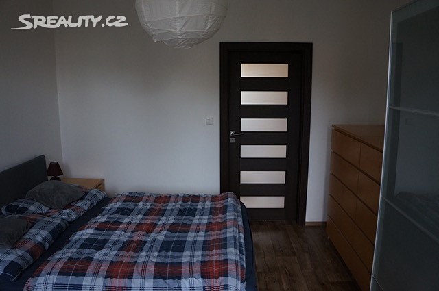 Pronájem bytu 2+1 54 m², Měchenická, Praha - Záběhlice