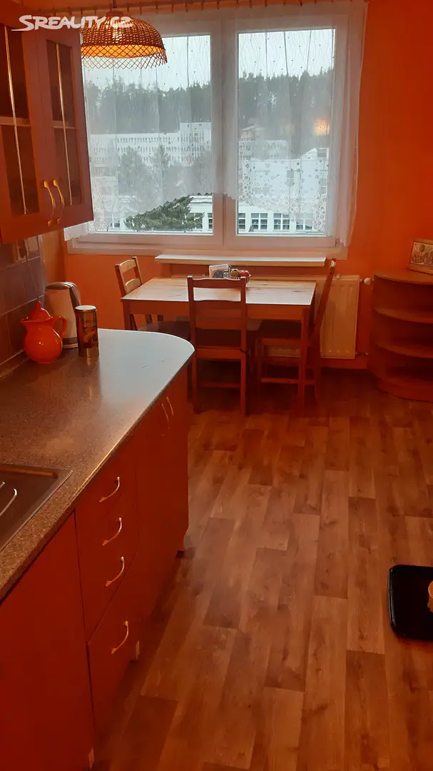 Pronájem bytu 2+1 65 m², Okružní, Stráž pod Ralskem