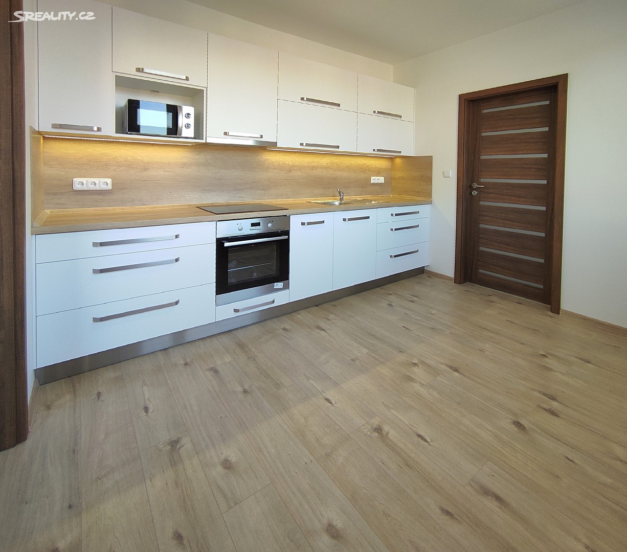 Prodej bytu 3+1 73 m², Černá cesta, Olomouc - Klášterní Hradisko