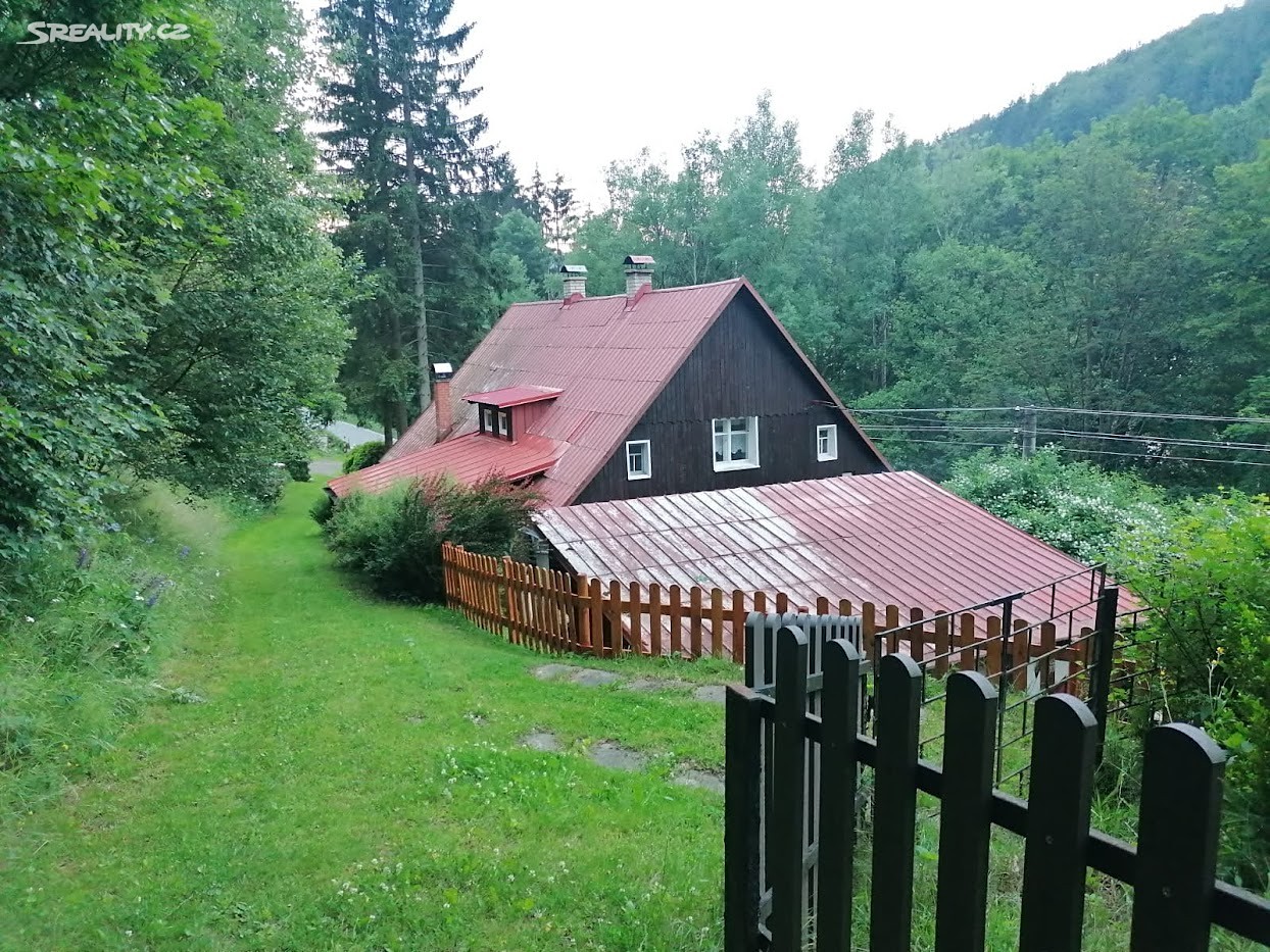 Prodej  rodinného domu 200 m², pozemek 4 264 m², Tanvald, okres Jablonec nad Nisou