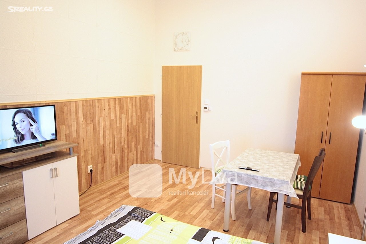 Pronájem bytu 1+kk 36 m², Nový Šaldorf-Sedlešovice - Nový Šaldorf, okres Znojmo