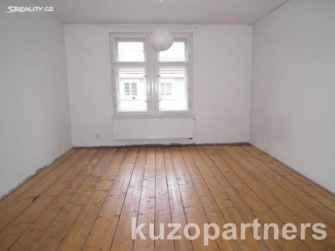 Pronájem bytu 3+1 85 m², Mánesova, Hradec Králové