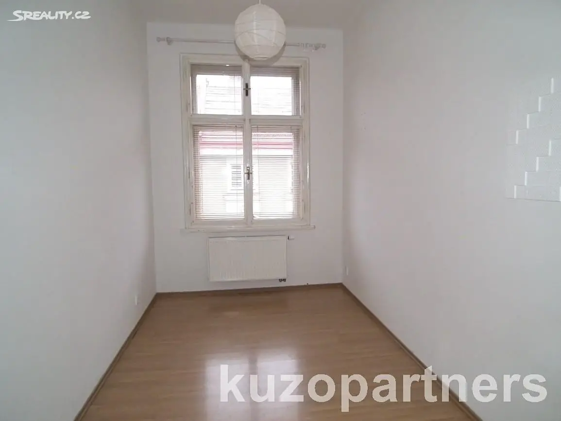 Pronájem bytu 3+1 85 m², Mánesova, Hradec Králové