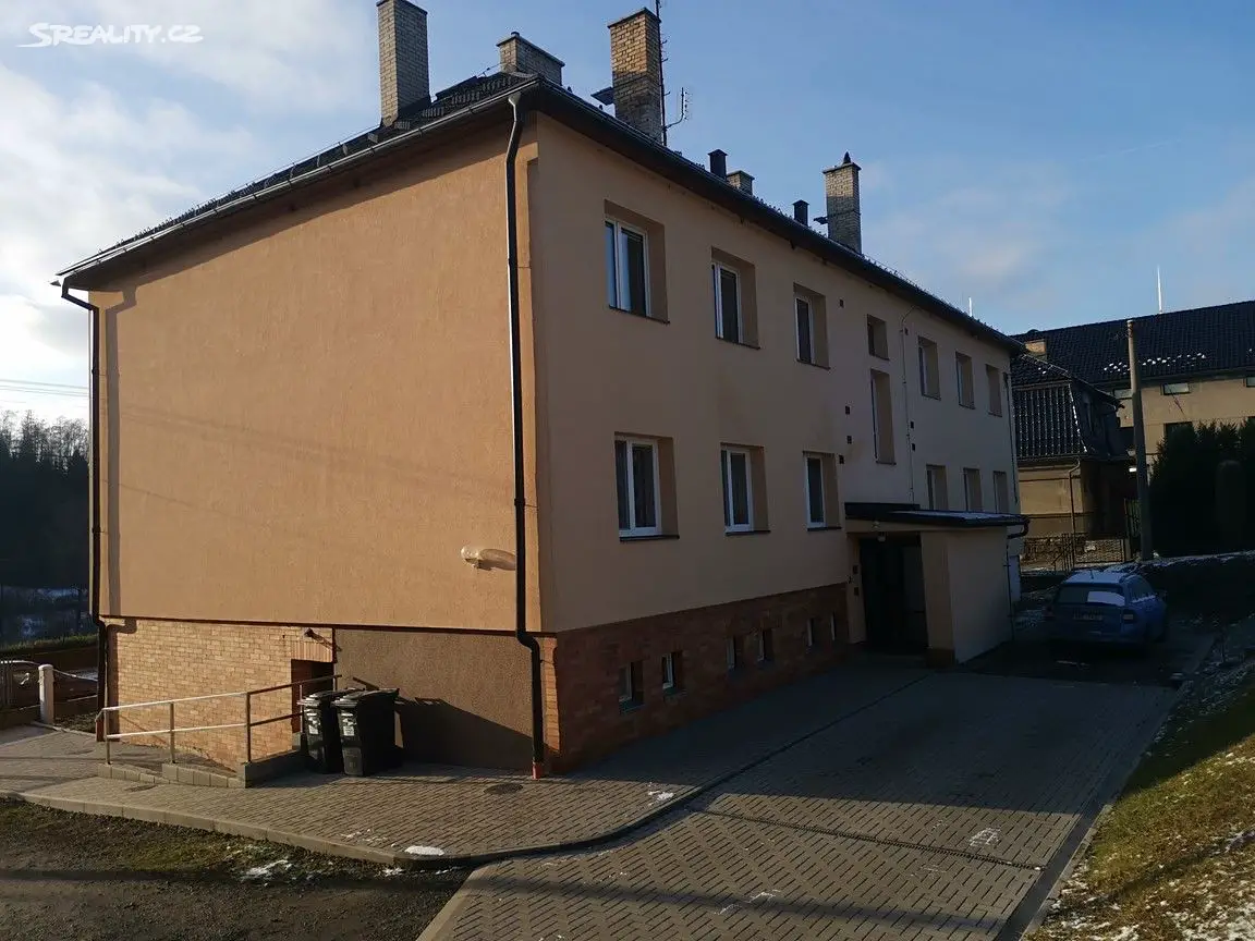 Prodej bytu 3+kk 70 m², Tyršova, Rovensko pod Troskami