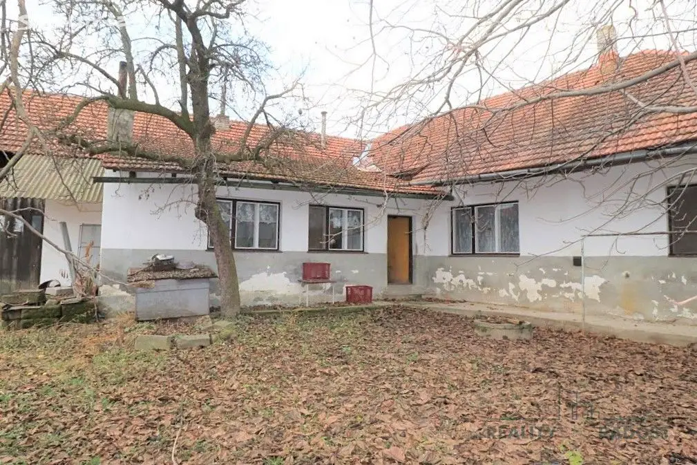 Prodej  rodinného domu 224 m², pozemek 1 081 m², Trstěnice, okres Znojmo