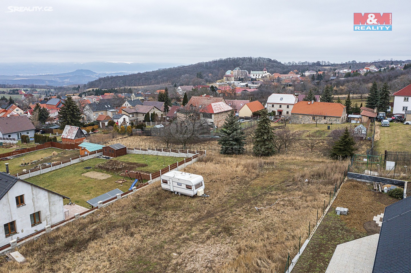 Prodej  stavebního pozemku 1 035 m², Kostomlaty pod Milešovkou, okres Teplice