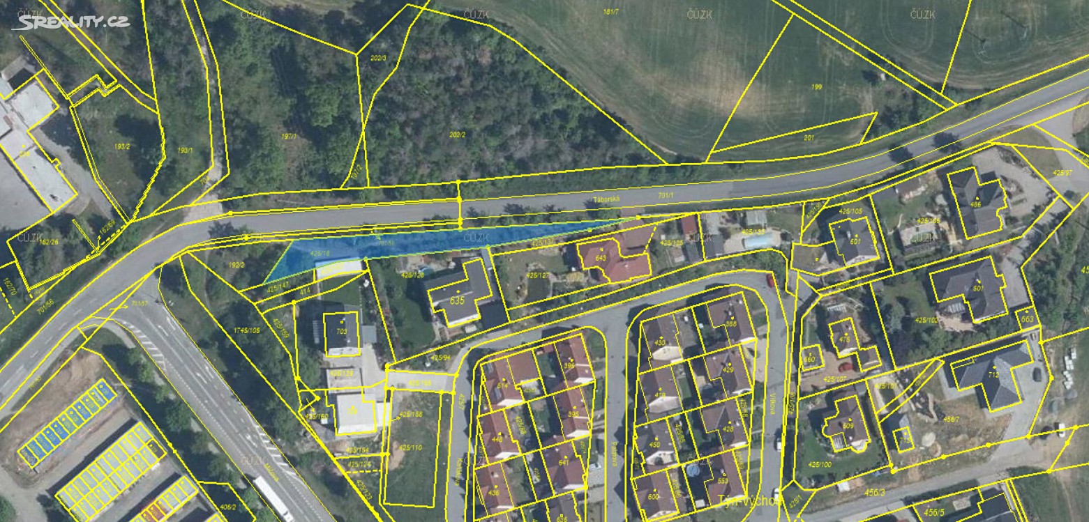 Prodej  stavebního pozemku 8 832 m², Třebíč - Týn, okres Třebíč