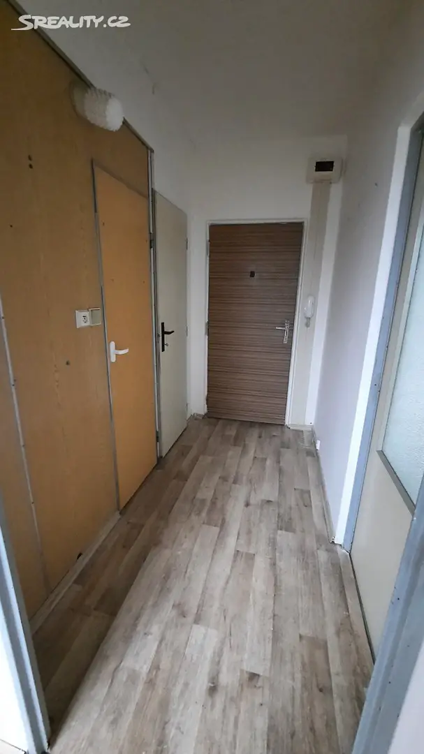 Prodej bytu 1+1 32 m², Exnárova, Hradec Králové - Moravské Předměstí