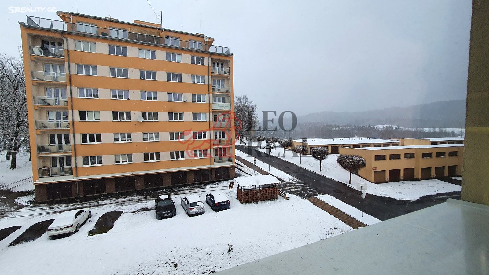 Pronájem bytu 1+1 35 m², Nad Školou, Liberec - Liberec XXX-Vratislavice nad Nisou