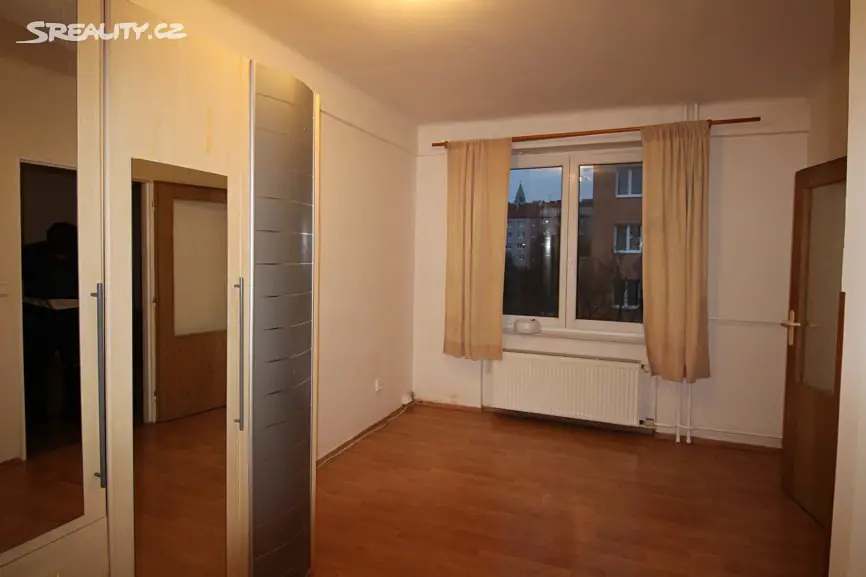 Pronájem bytu 1+1 30 m², Zahradní, Plzeň - Východní Předměstí