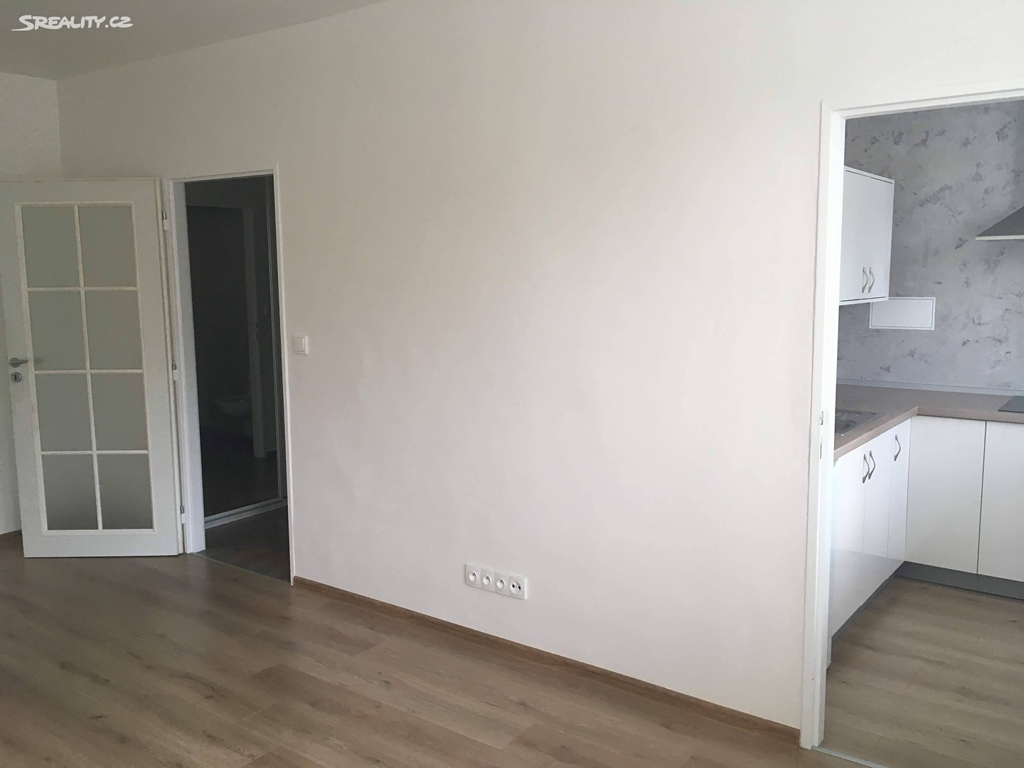 Pronájem bytu 1+1 35 m², Zavadilova, Praha 6 - Dejvice