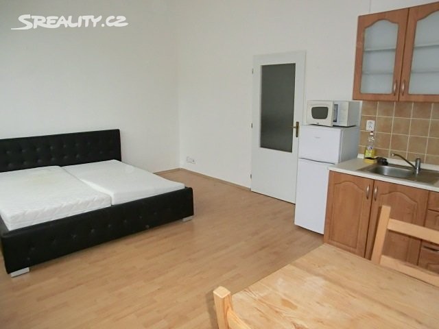 Pronájem bytu 1+kk 29 m², Tatranská, Liberec - Liberec III-Jeřáb