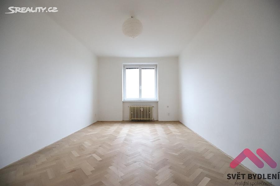 Pronájem bytu 2+1 58 m², Toužimská, Praha 9 - Kbely