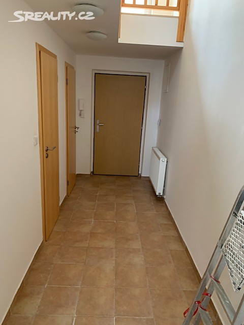 Pronájem bytu 2+kk 66 m², Lindnerova, Praha 8 - Libeň