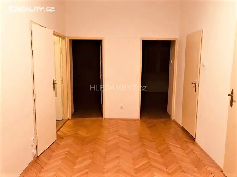 Pronájem bytu 3+kk 83 m², Smolenská, Praha 10 - Vršovice