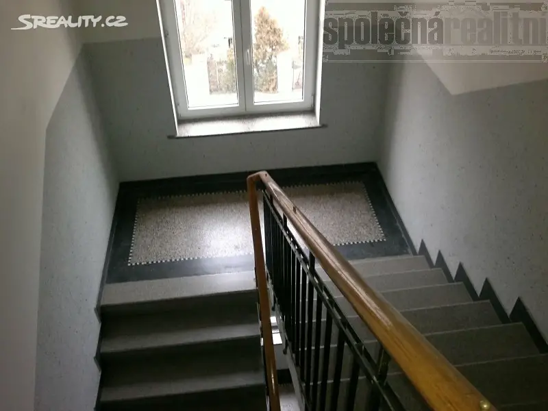 Pronájem bytu 2+1 55 m², Na dědinách, Praha 4 - Michle