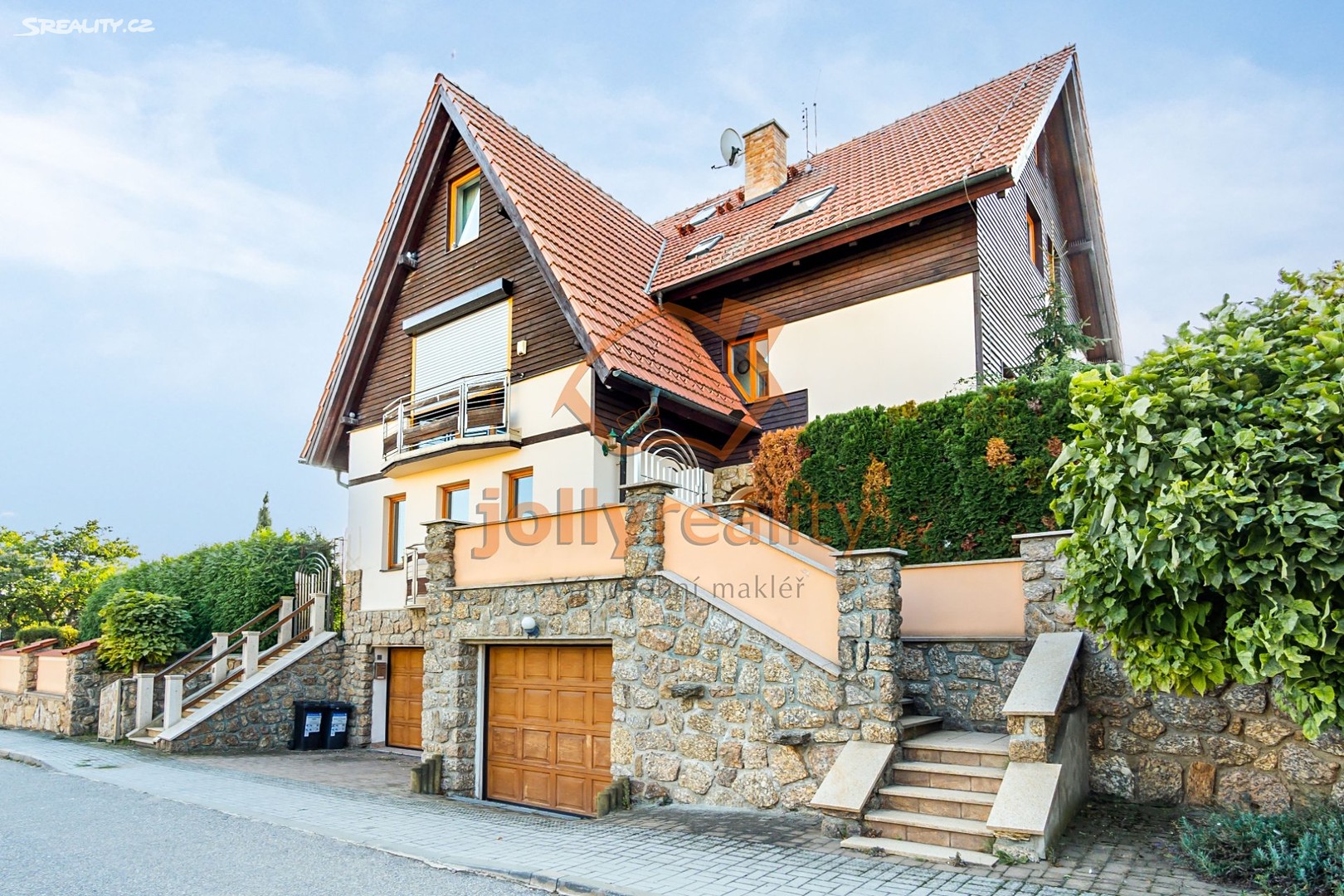Prodej  rodinného domu 538 m², pozemek 1 130 m², Moravany, okres Brno-venkov