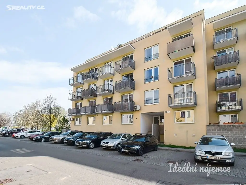 Pronájem bytu 1+kk 30 m², Bratří Žůrků, Brno - Komárov