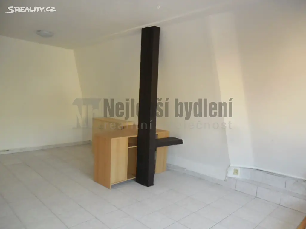 Pronájem bytu 1+kk 26 m², Rybnická, Brno - Nový Lískovec