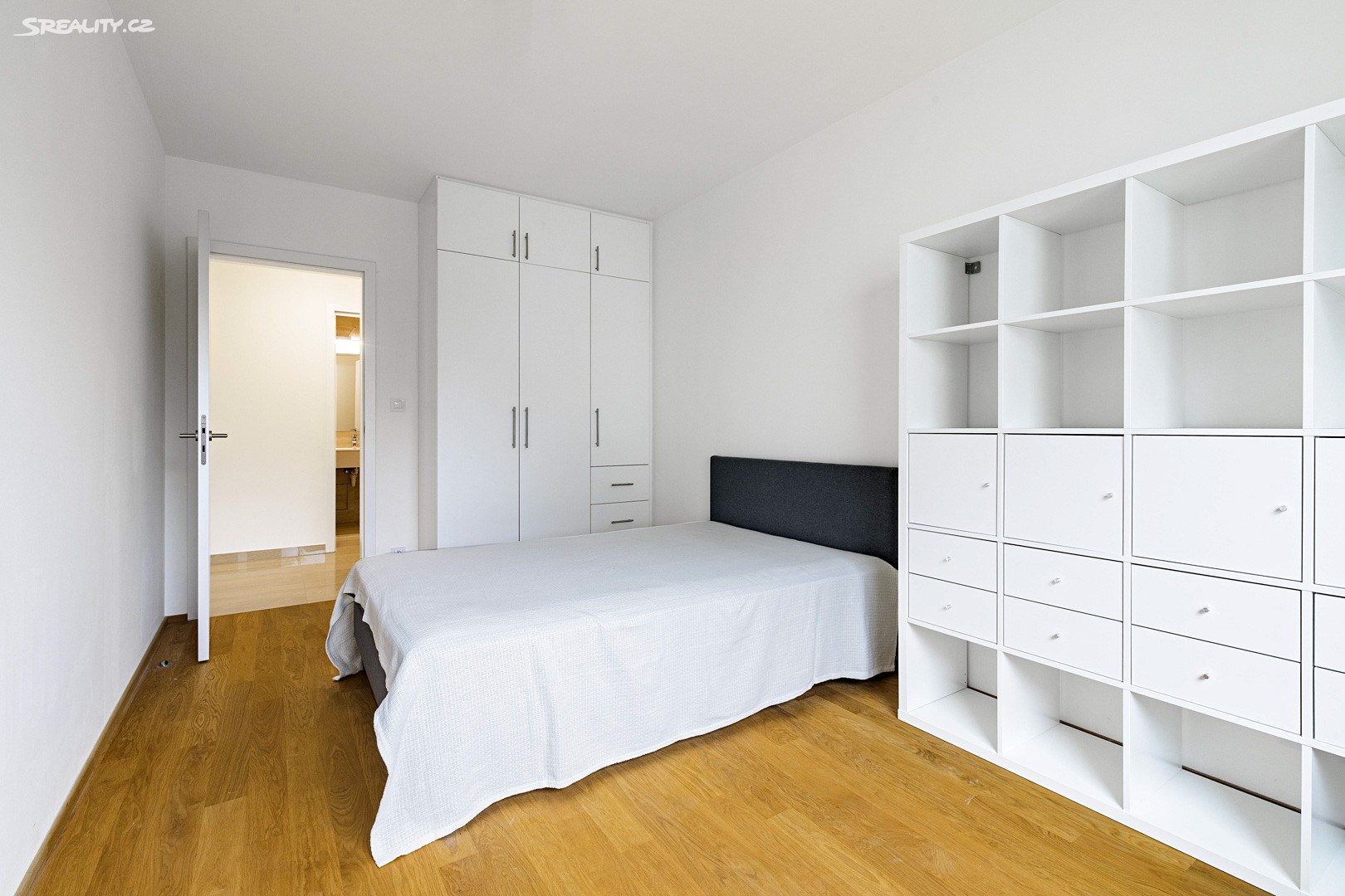 Pronájem bytu 4+kk 106 m², Pod dvorem, Praha 6 - Veleslavín