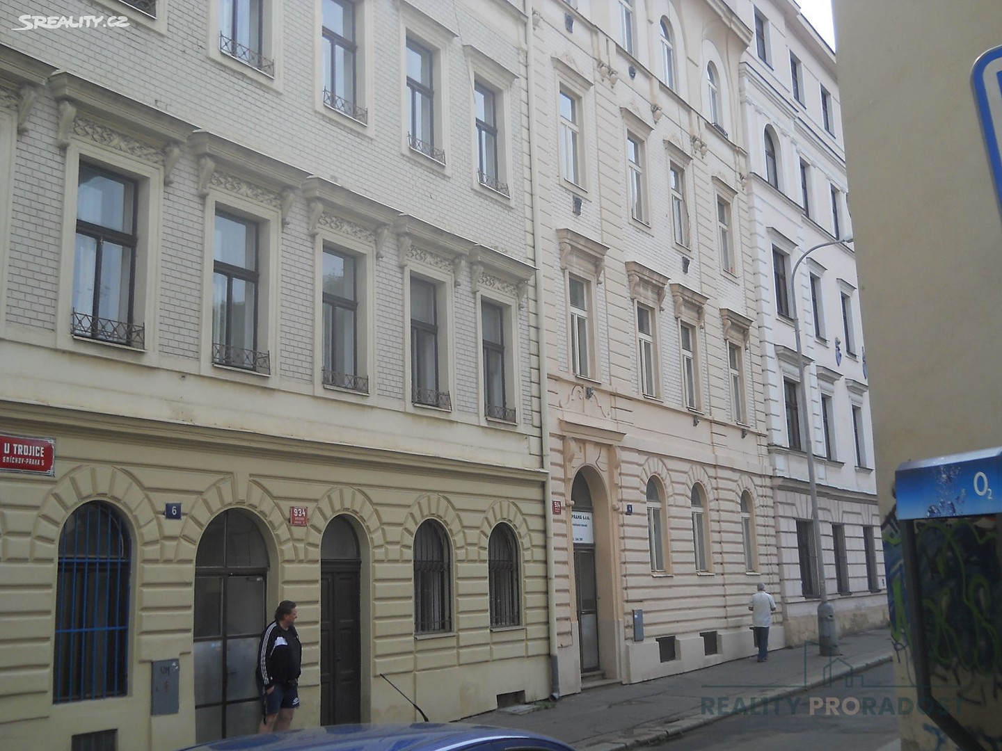 Pronájem bytu 1+1 45 m², U Trojice, Praha 5 - Smíchov