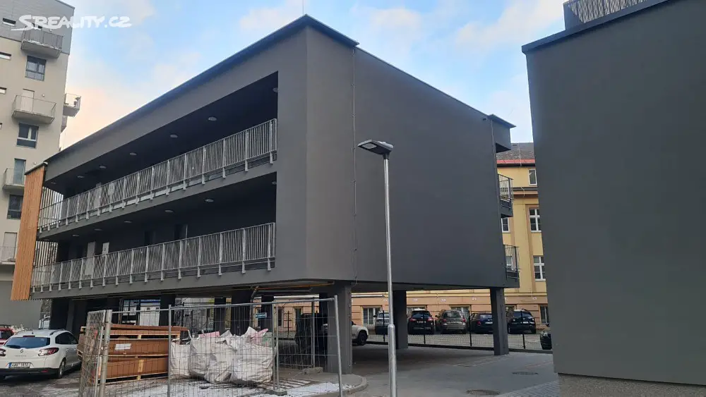 Pronájem bytu 1+kk 40 m², U Nisy, Liberec - Liberec III-Jeřáb