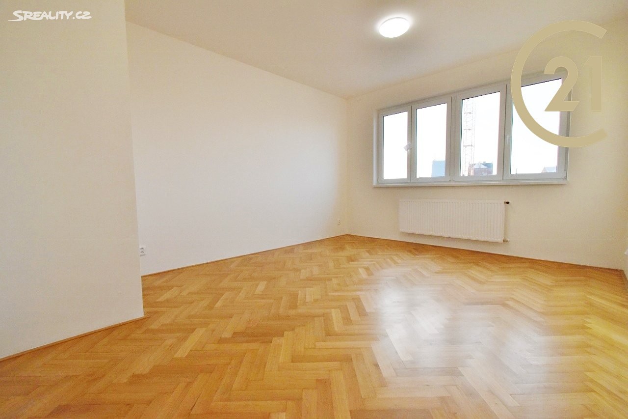 Pronájem bytu 2+1 77 m², Příční, Brno - Zábrdovice