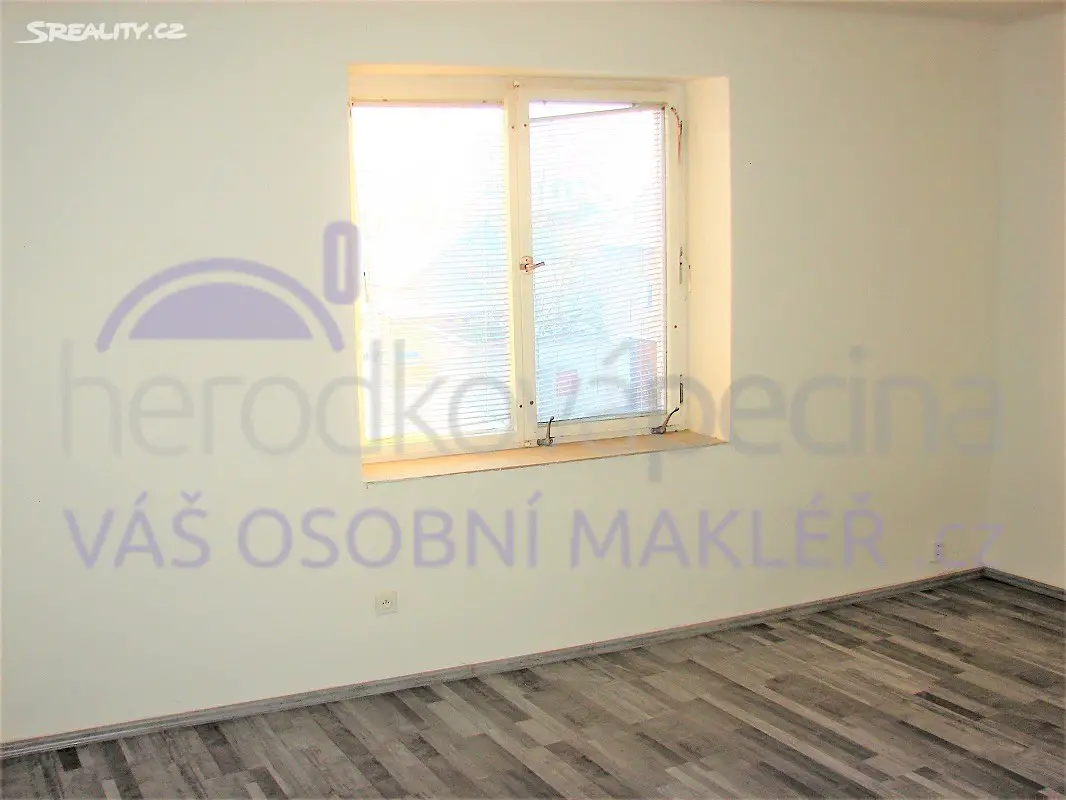 Prodej bytu 2+1 64 m², Tovačov - Tovačov I-Město, okres Přerov