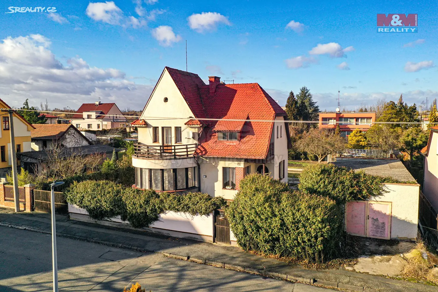 Prodej  rodinného domu 250 m², pozemek 1 027 m², Mezi Silnicemi, Plzeň - Koterov