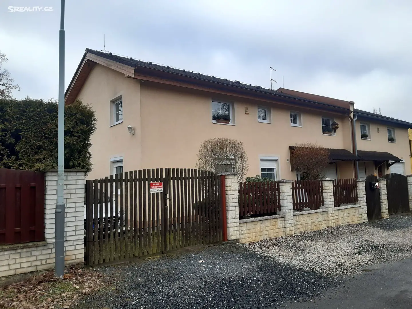 Prodej  rodinného domu 243 m², pozemek 471 m², Hrádková, Praha - Újezd nad Lesy