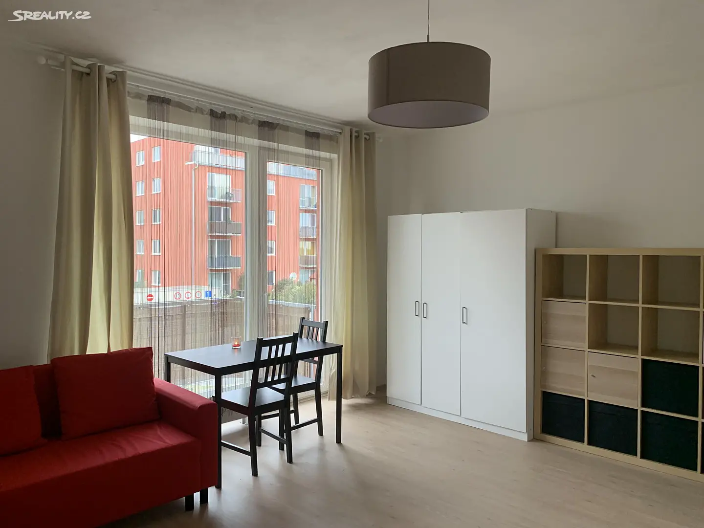 Pronájem bytu 1+kk 31 m², Hostivice, okres Praha-západ