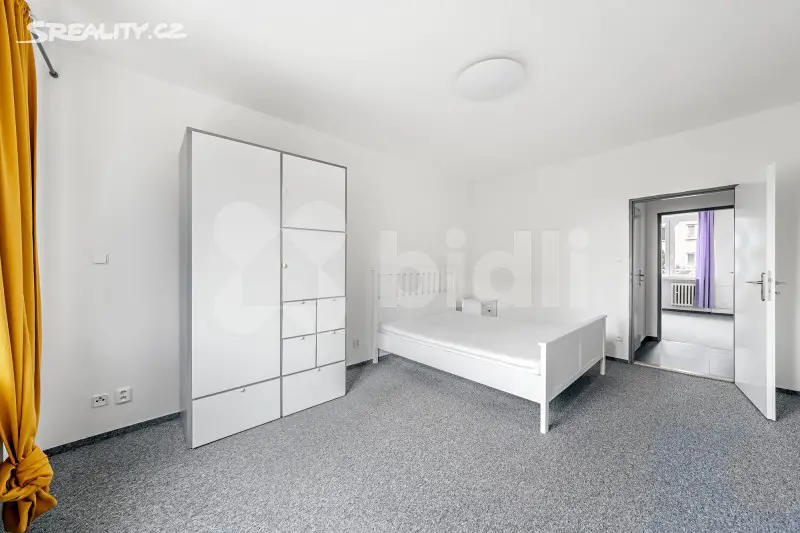 Pronájem bytu 2+1 55 m², U Slavie, Praha 10 - Vršovice