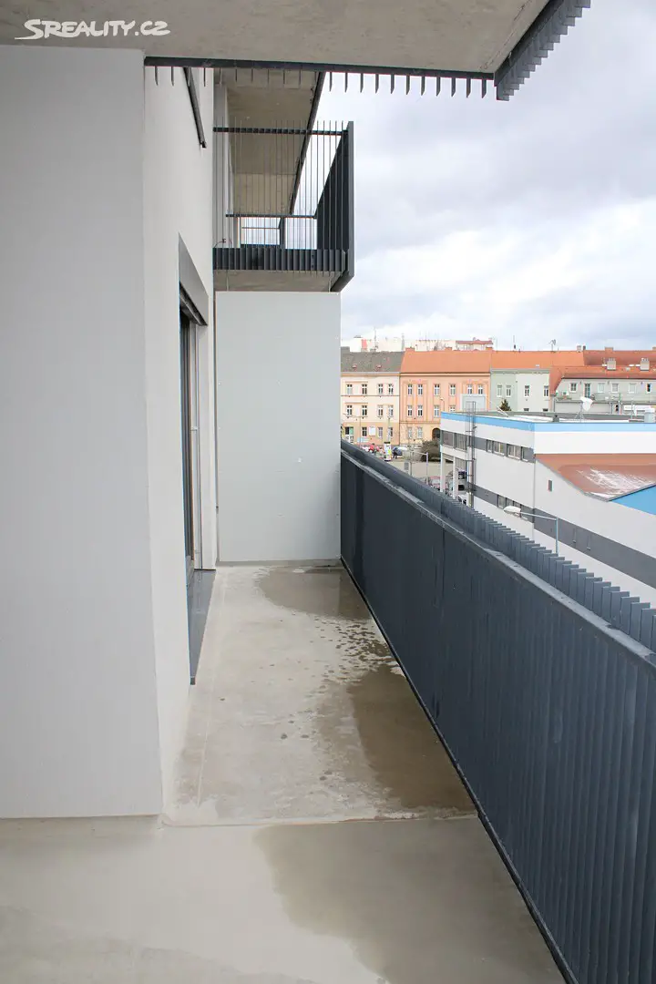 Pronájem bytu 2+kk 68 m², Papírnická, Plzeň - Východní Předměstí