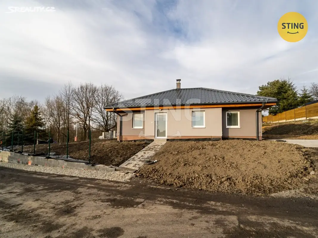 Pronájem  rodinného domu 100 m², pozemek 300 m², Švestková, Ostrava - Hošťálkovice