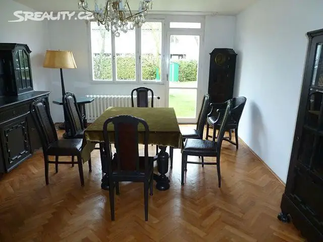 Pronájem  rodinného domu 150 m², pozemek 130 m², Dětská, Praha 10 - Strašnice