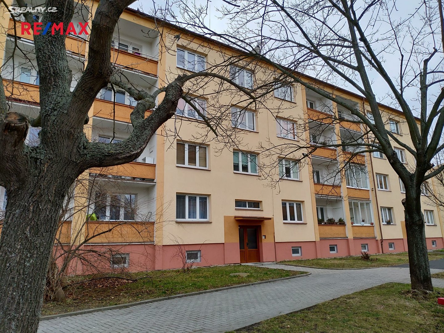 Pronájem bytu 2+1 62 m², Komenského, Kadaň