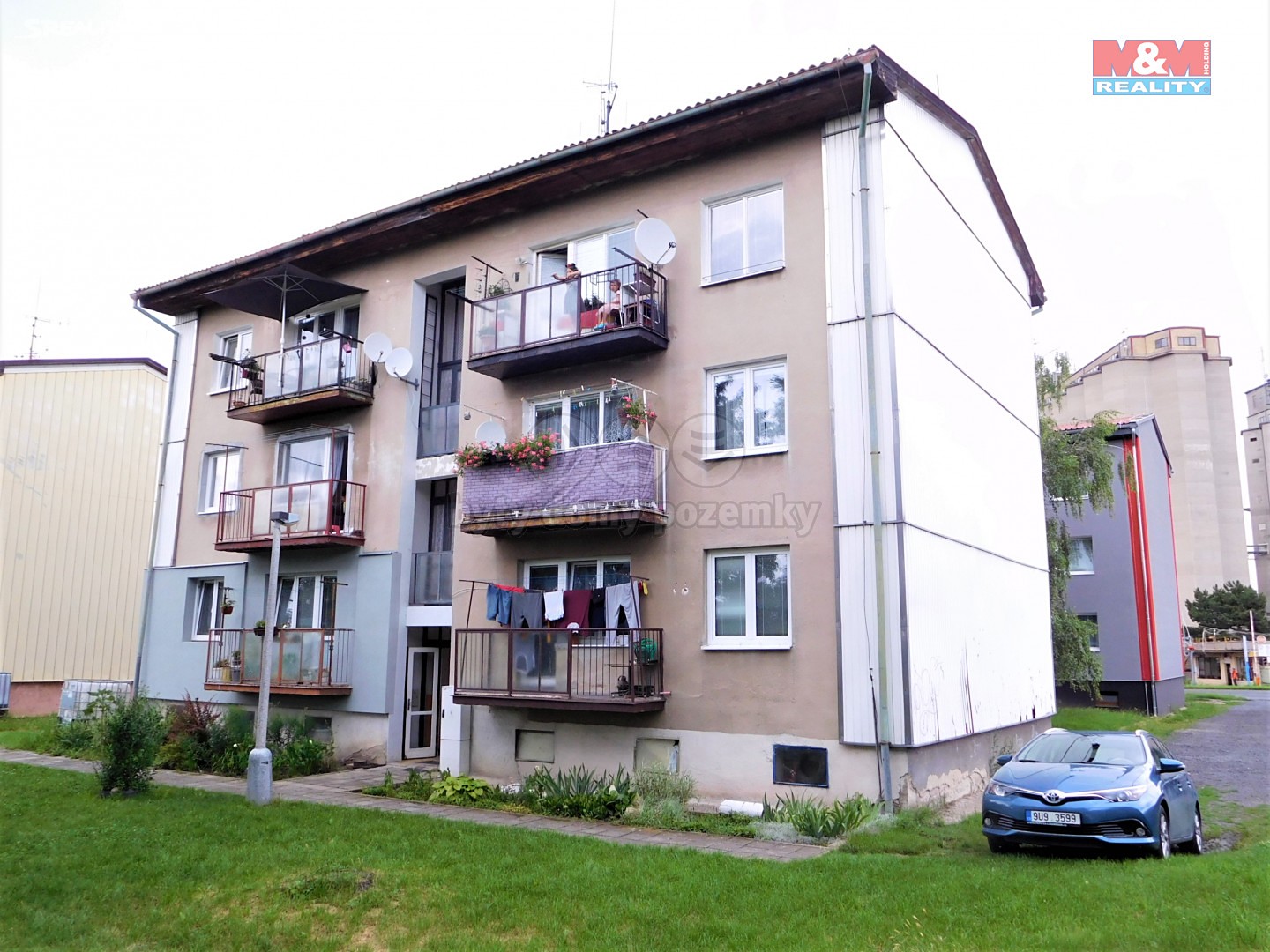 Prodej bytu 3+1 76 m², Dobroměřice, okres Louny