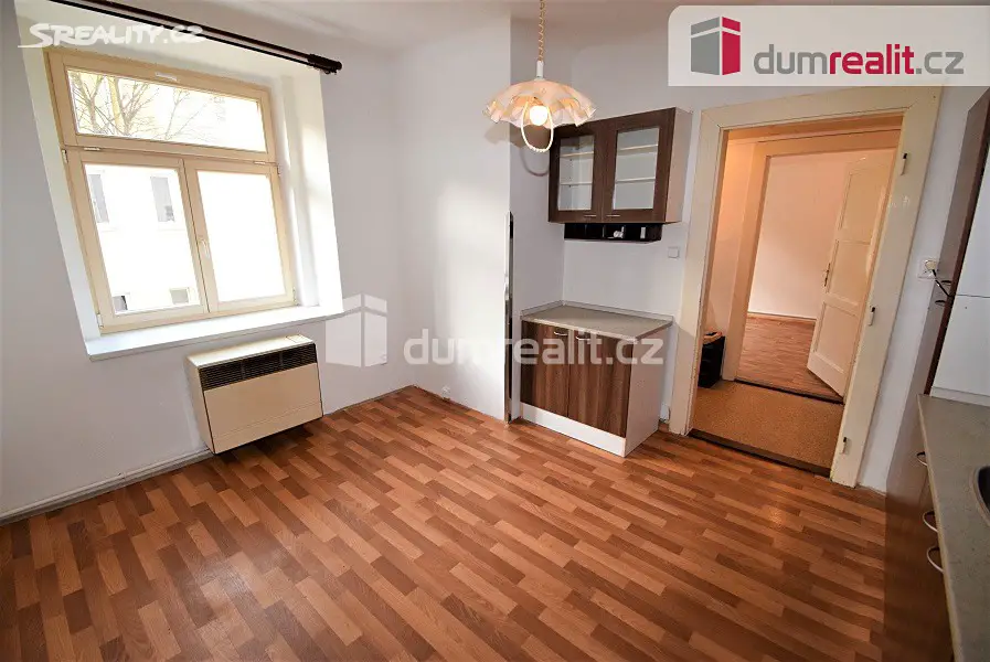Pronájem bytu 1+1 45 m², Sekaninova, Praha 2 - Nusle
