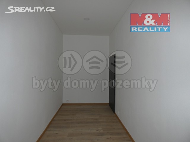 Prodej bytu 3+1 70 m², Husova, Louny