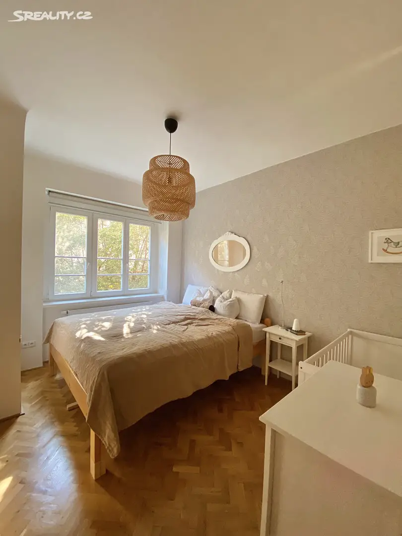 Pronájem bytu 2+1 69 m², Roháčova, Praha - Žižkov