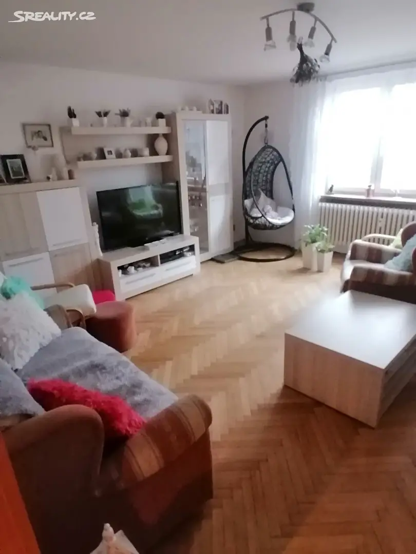 Prodej bytu 3+1 83 m², Na Drážce, Pardubice